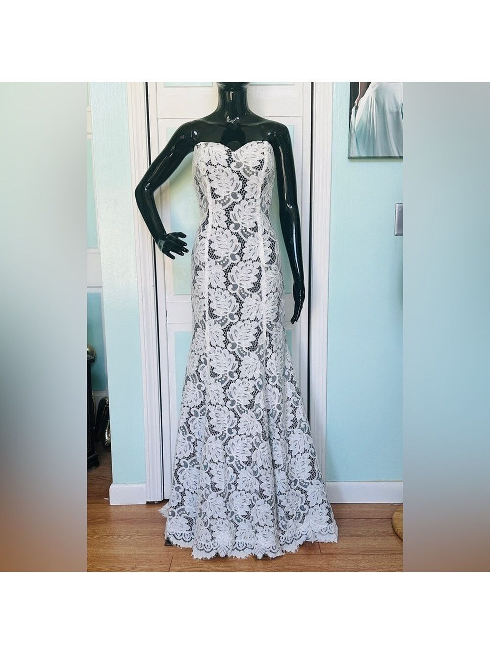 Size 10 Ivory Black Lace Wedding Dress Bridal Gown Corset Lace up back NWT